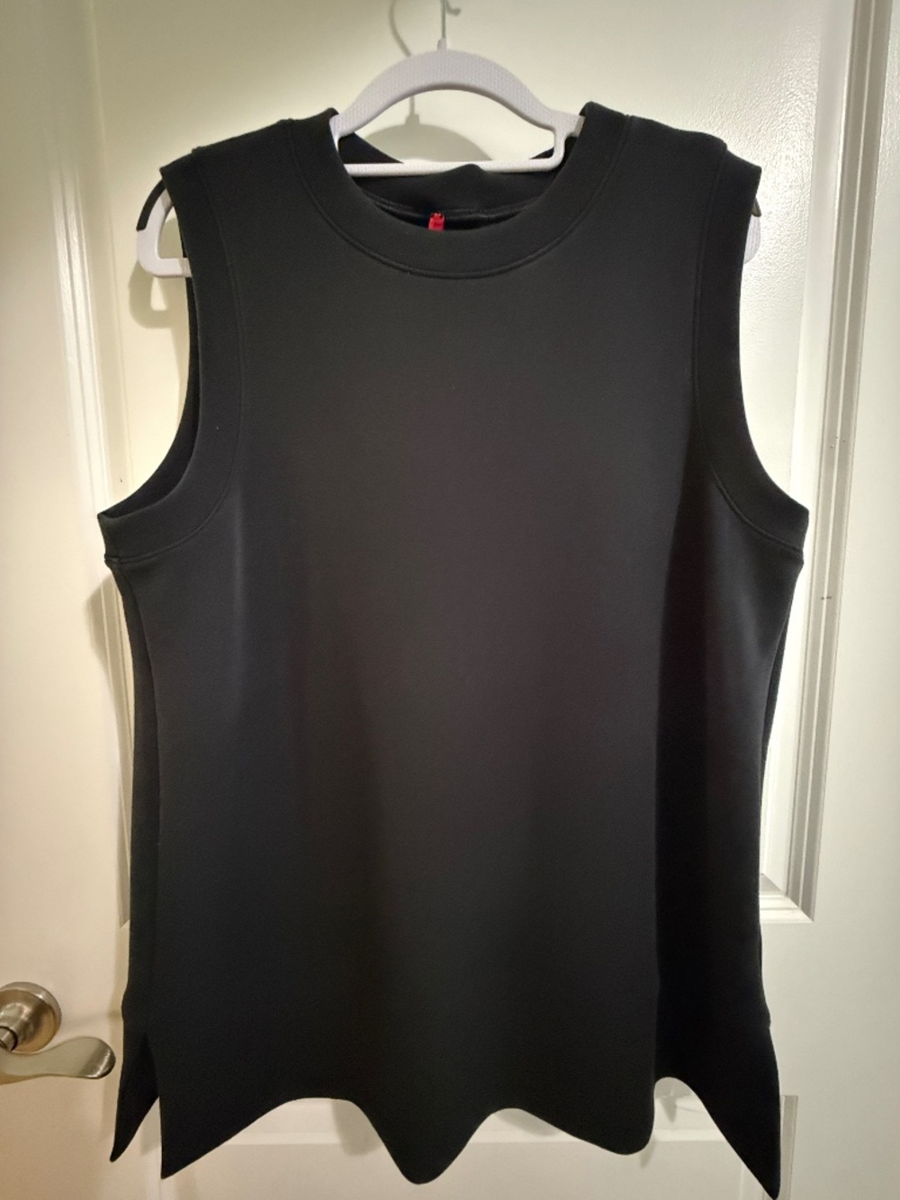 SPANX AirEssentials Sleeveless Top Black XL Slits